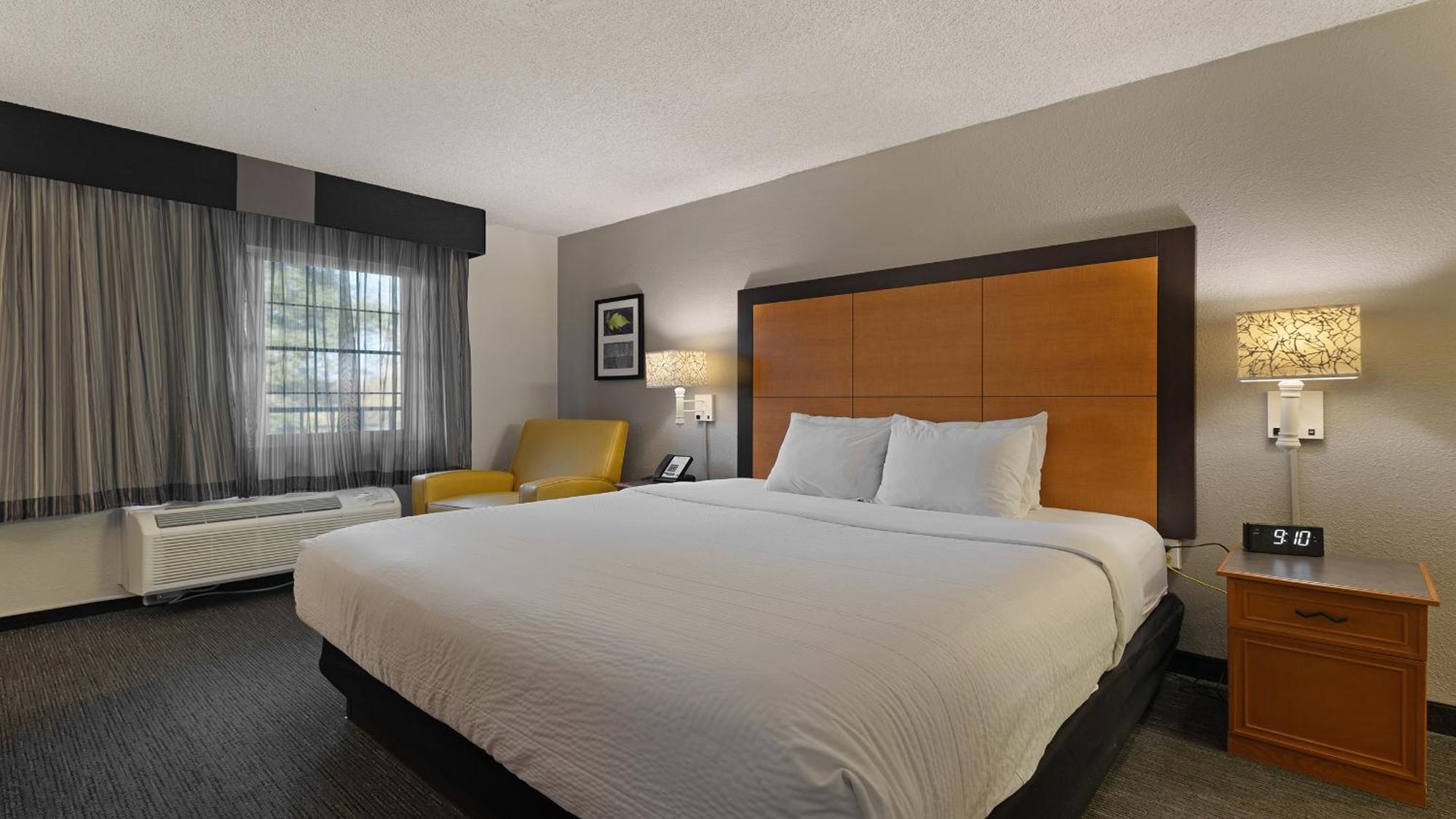 Howard Johnson By Wyndham Sacramento Downtown Exterior foto